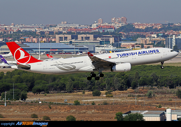 Airbus A330-343 Airbus A330-343