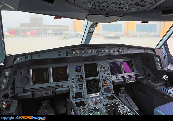 Airbus A330-223 Airbus A330-223