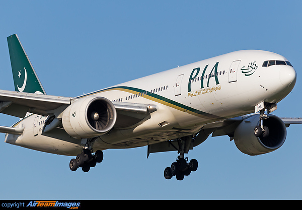Boeing 777-240/ER Boeing 777-240/ER