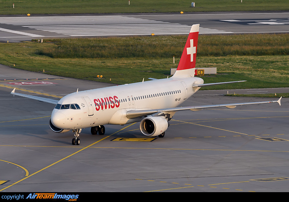 Airbus A320-214 Airbus A320-214