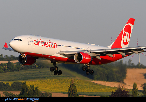 Airbus A320-223 Airbus A320-223