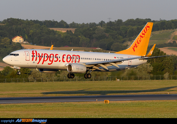 Boeing 737-8H6 Boeing 737-8H6