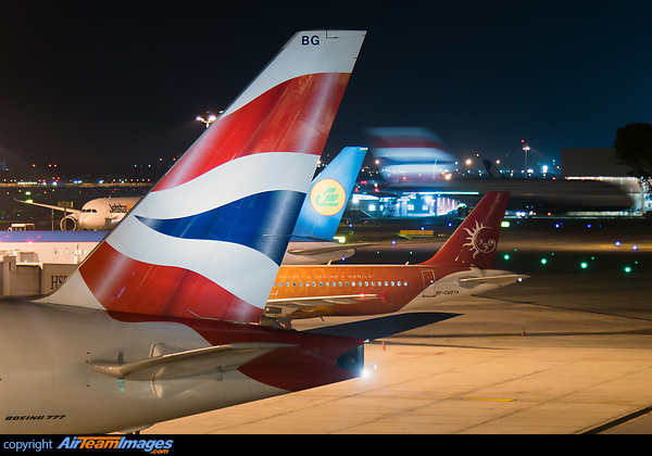 Boeing 777-336/ER Boeing 777-336/ER