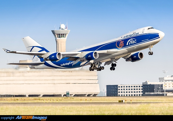 Boeing 747-4KZF(SCD) Boeing 747-4KZF(SCD)