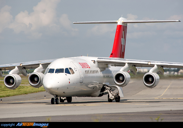 British Aerospace Avro RJ100 British Aerospace Avro RJ100