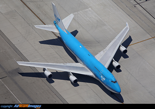 Boeing 747-406M Boeing 747-406M