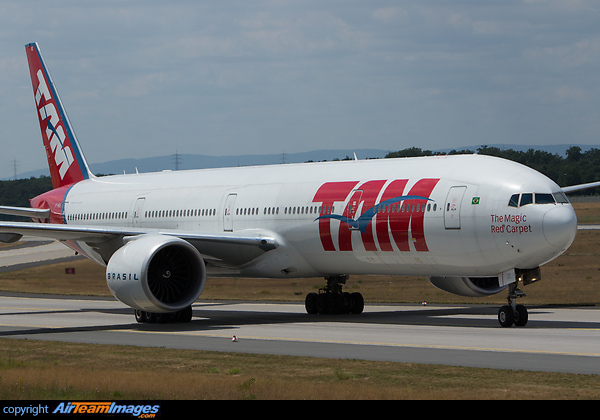 Boeing 777-32W/ER Boeing 777-32W/ER
