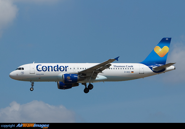 Airbus A320-212 Airbus A320-212
