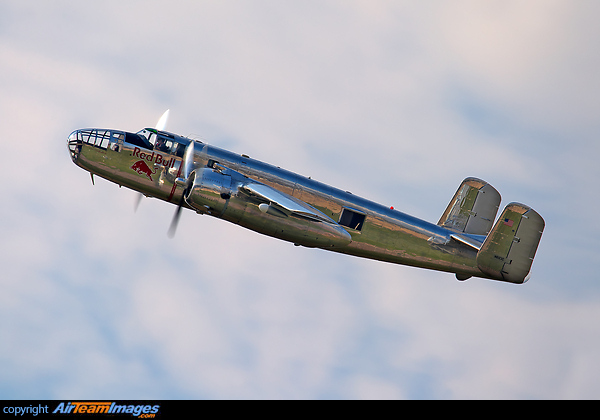 North American B-25J Mitchell North American B-25J Mitchell
