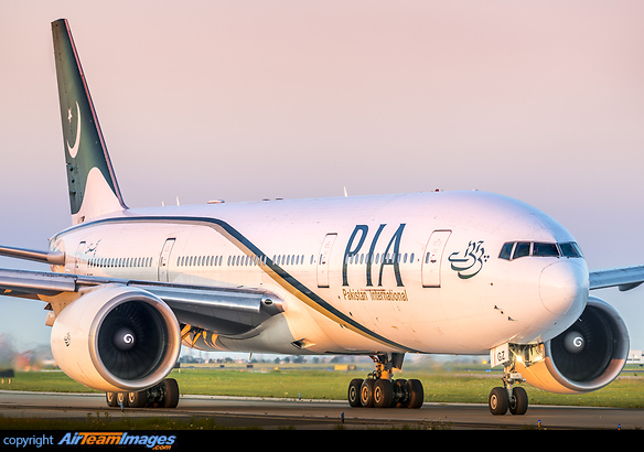 Boeing 777-240/LR Boeing 777-240/LR