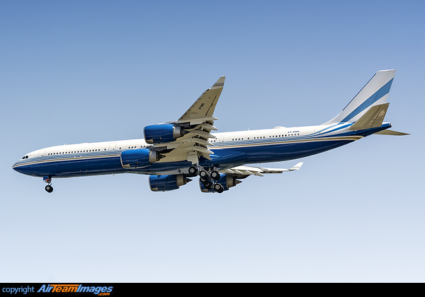 Airbus A340-541 Airbus A340-541