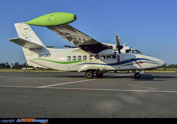 Let L-410UVP-E20 Turbolet Let L-410UVP-E20 Turbolet