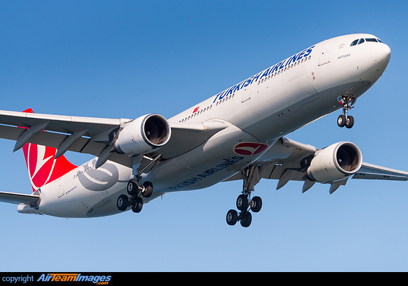 Airbus A330-303 Airbus A330-303