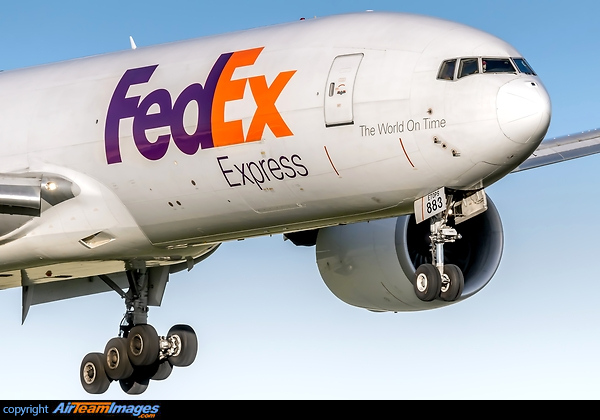 Boeing 777-FHT Boeing 777-FHT