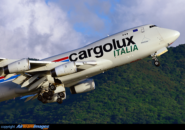Boeing 747-4R7F/SCD Boeing 747-4R7F/SCD