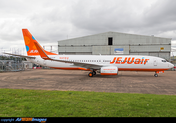 Fresh out of Airbourne Colours at East Midlands is Jeju Air latest 737-800 to join the fleet. Still sporting the previous reg of its previous carrier Norwegian. Boeing 737-86N