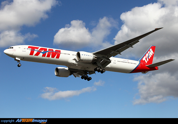 Boeing 777-32W/ER Boeing 777-32W/ER