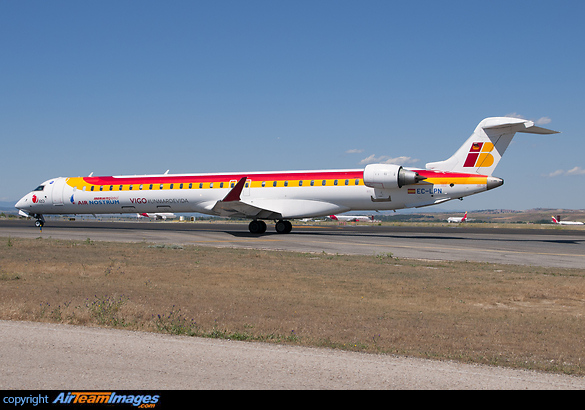 Bombardier CRJ-1000 Bombardier CRJ-1000