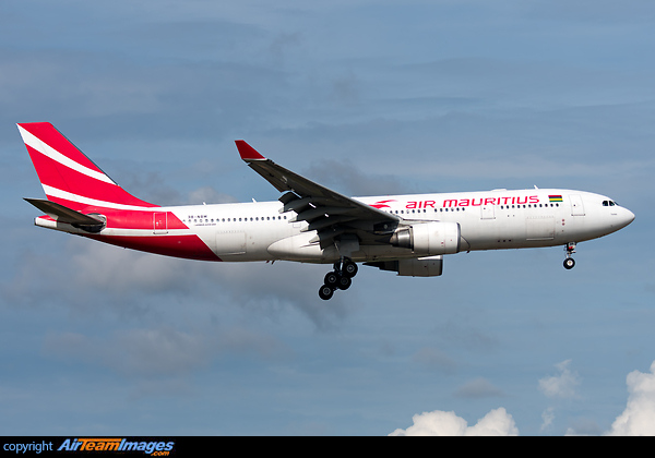 Airbus A330-202 Airbus A330-202