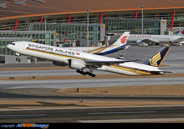 Boeing 777-312/ER Boeing 777-312/ER