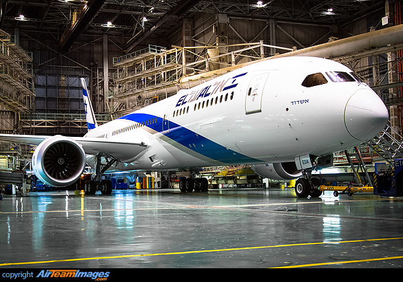 Boeing 787-9 Dreamliner Boeing 787-9 Dreamliner