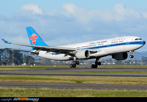 Airbus A330-223 Airbus A330-223