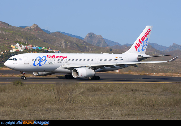 Airbus A330-243 Airbus A330-243