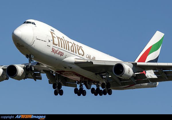 Boeing 747-4HAF/ER/SCD Boeing 747-4HAF/ER/SCD