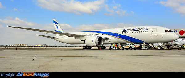 Boeing 787-9 Dreamliner Boeing 787-9 Dreamliner