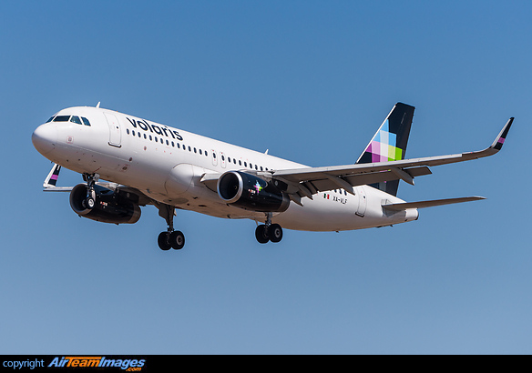 Airbus A320-233 Airbus A320-233