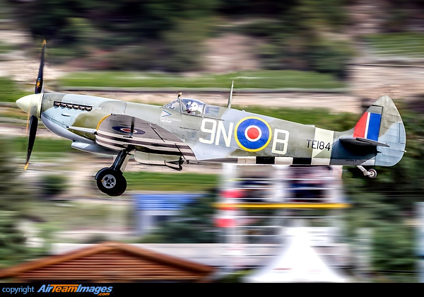 Supermarine 361 Spitfire LF16E Supermarine 361 Spitfire LF16E