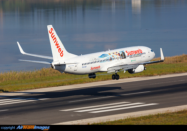 Boeing 737-8K2 Boeing 737-8K2