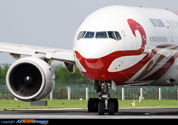Boeing 777-2J6 Boeing 777-2J6