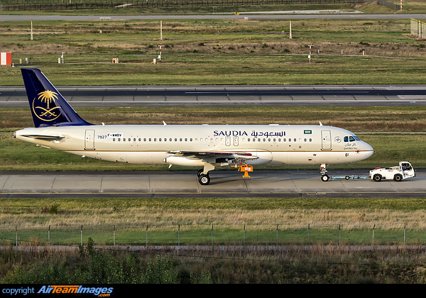 Airbus A320-214 Airbus A320-214