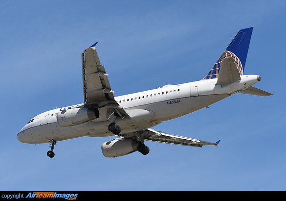 Airbus A319-131 Airbus A319-131