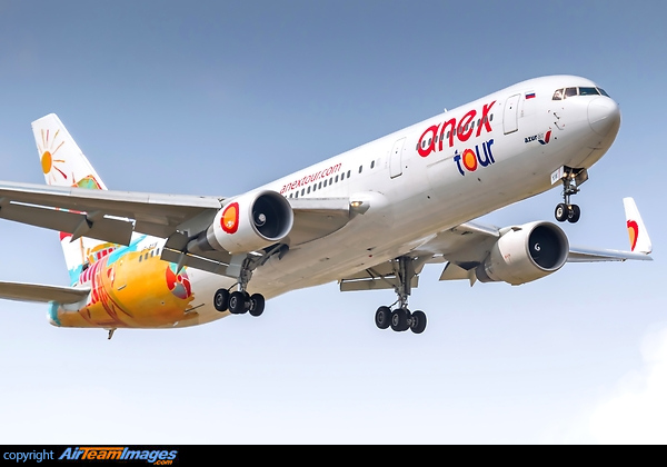 Boeing 767-3Q8/ER Boeing 767-3Q8/ER