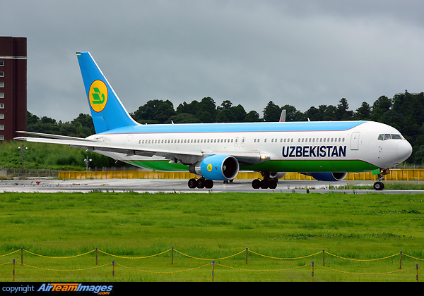 Boeing 767-33P/ER Boeing 767-33P/ER