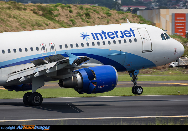 Airbus A320-214 Airbus A320-214