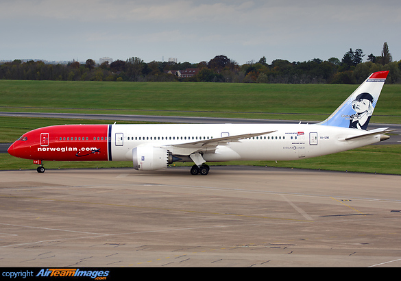 The first of Norwegian's Boeing 787-9 to visit Birmingham Boeing 787-9 Dreamliner