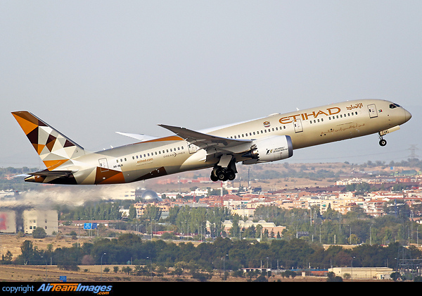 Boeing 787-9 Dreamliner Boeing 787-9 Dreamliner