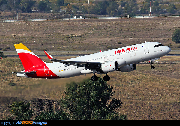 Airbus A320-216 Airbus A320-216