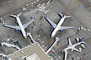 Boeing 737-832