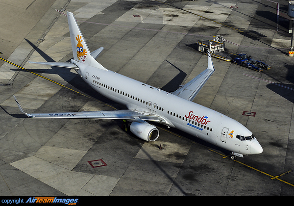 Boeing 737-804 Boeing 737-804