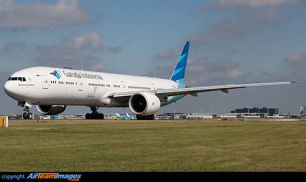 Boeing 777-3U3/ER Boeing 777-3U3/ER