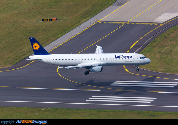 Airbus A321-131 Airbus A321-131