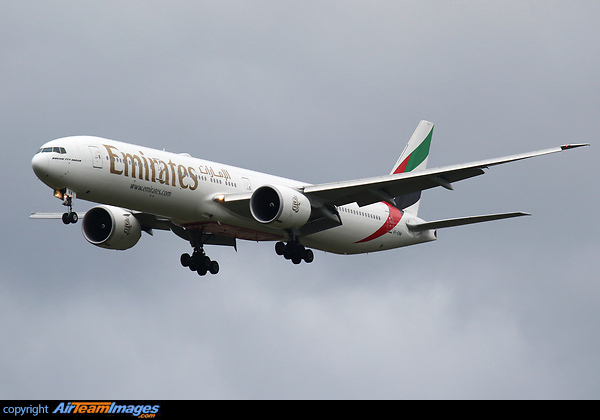 Boeing 777-31H/ER Boeing 777-31H/ER