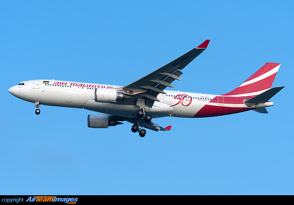 Airbus A330-202 Airbus A330-202