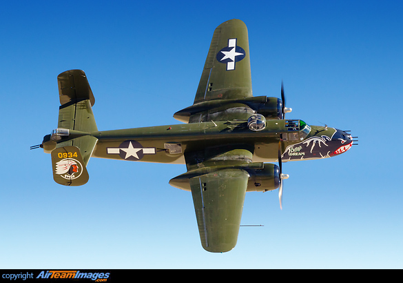 Betty's Dream displaying during Aviation Nation 2017 North American B-25J Mitchell