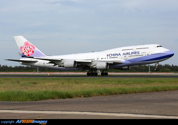 Boeing 747-409
