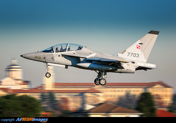 Aermacchi M-346 Master Aermacchi M-346 Master